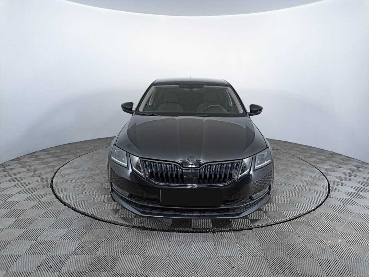 Skoda Octavia б/у, 2018, Роботизированная. Фото: #1