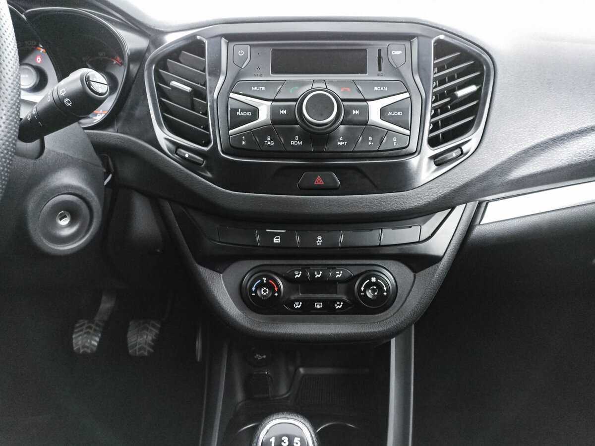 Лада (ВАЗ) Веста б/у, 2021, Механическая. Фото: #12