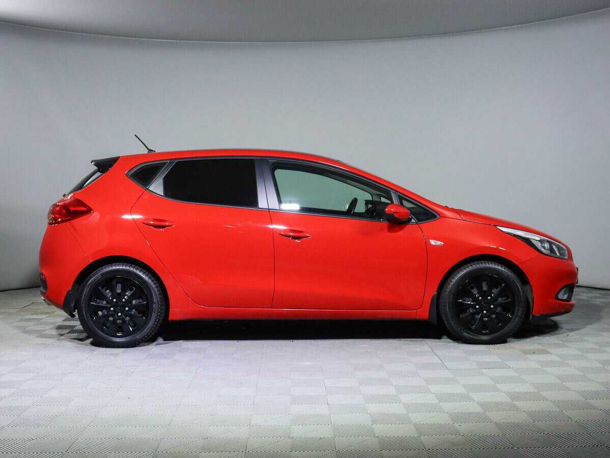 Kia Ceed б/у, 2014, Автоматическая. Фото: #2