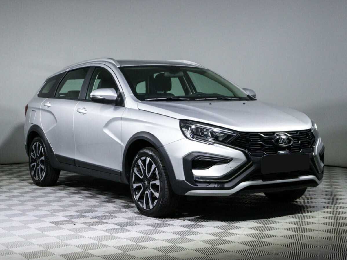 Лада (ВАЗ) Веста б/у, 2023, Механическая. Фото: #2