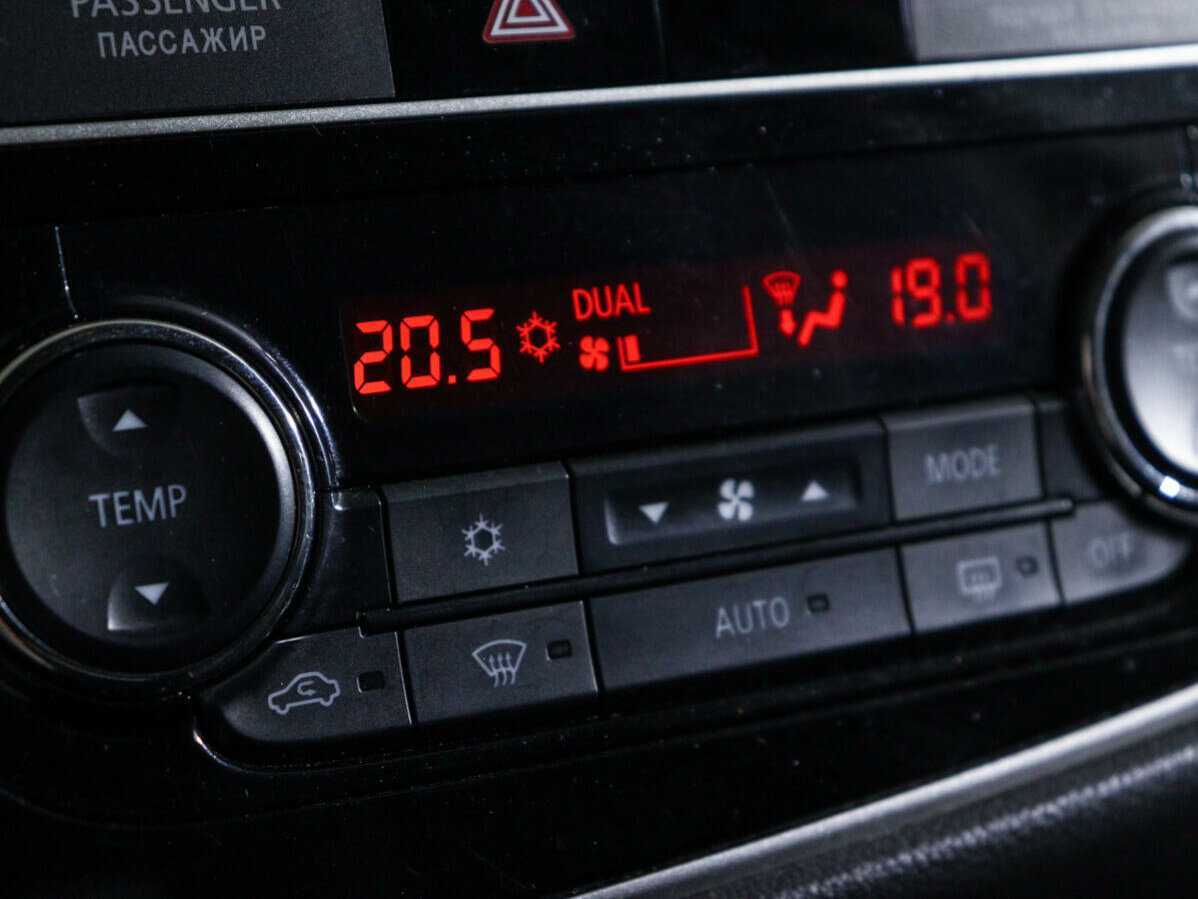 Mitsubishi Outlander б/у, 2018, Вариатор. Фото: #16