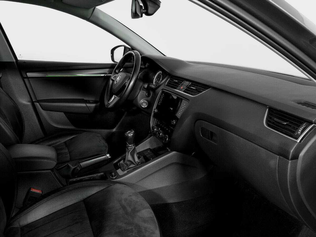 Шкода Октавия б/у, 2018, Механическая. Фото: #8