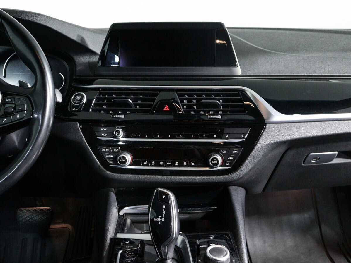 BMW 5 серии б/у, 2019, Автоматическая. Фото: #10