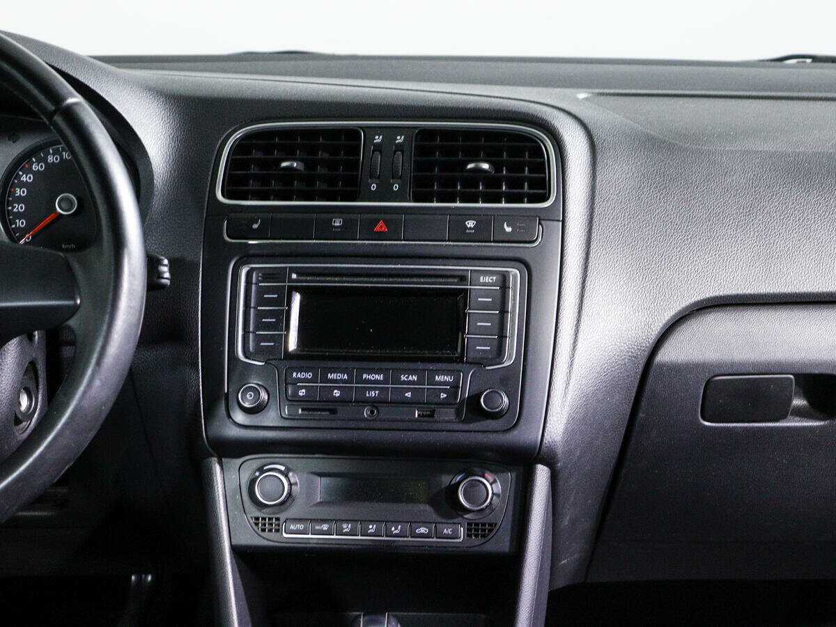 Фольксваген Поло б/у, 2014, Автоматическая. Фото: #12