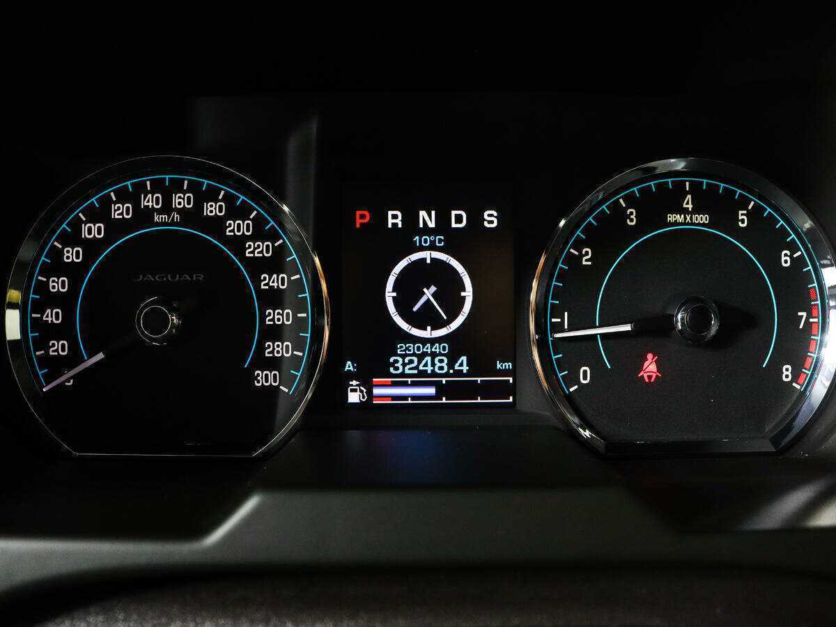 Jaguar XF б/у, 2013, Автоматическая. Фото: #10