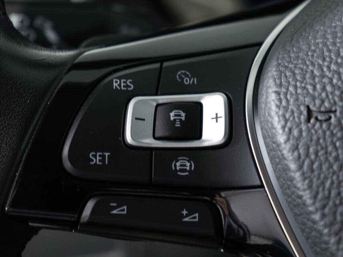 Volkswagen Tiguan б/у, 2018, Роботизированная. Фото: #20