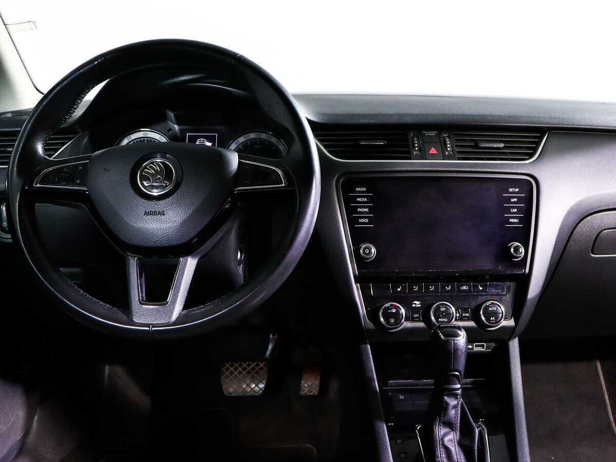 Skoda Octavia б/у, 2019, Автоматическая. Фото: #11