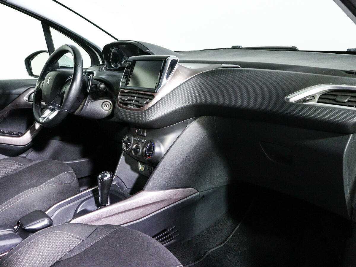 Пежо 2008 б/у, 2014, Роботизированная. Фото: #6
