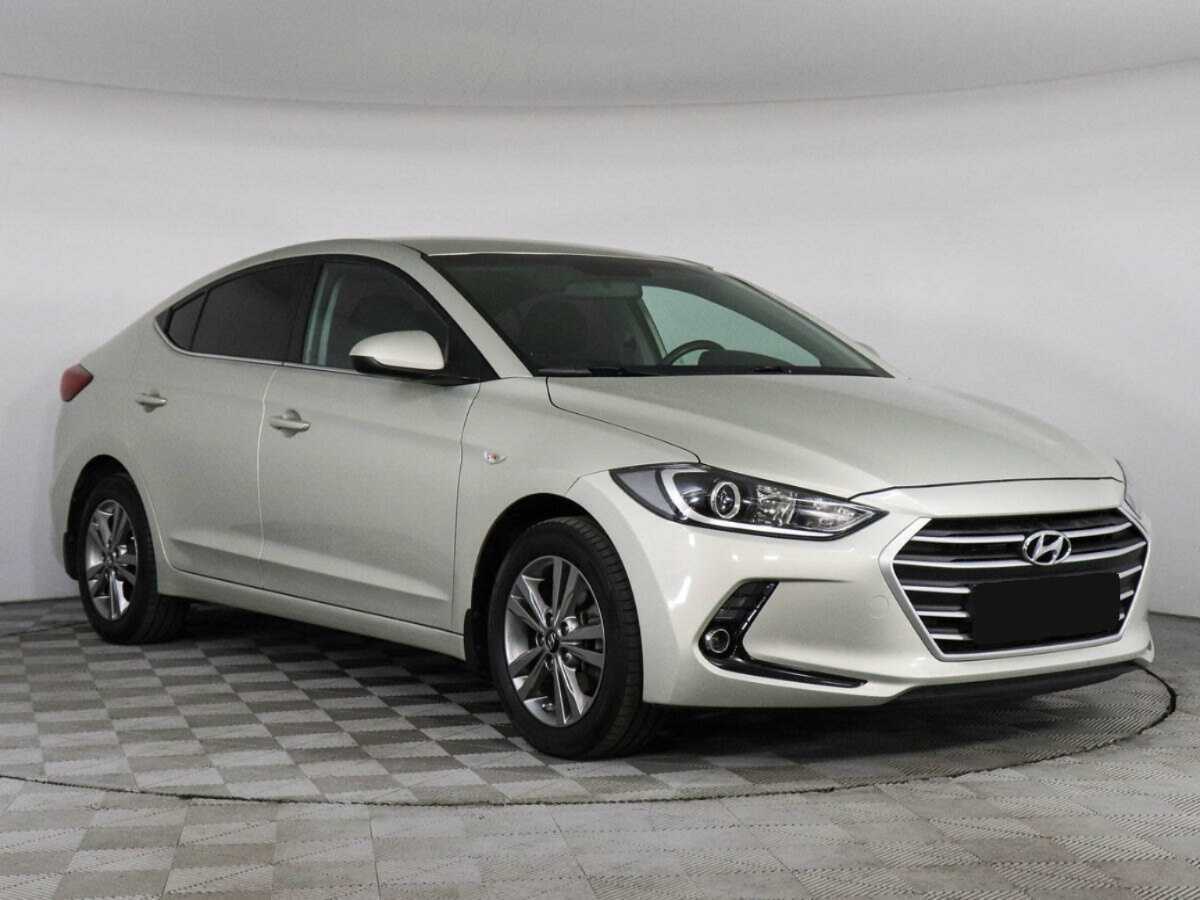Hyundai Elantra б/у, 2017, Автоматическая. Фото: #2