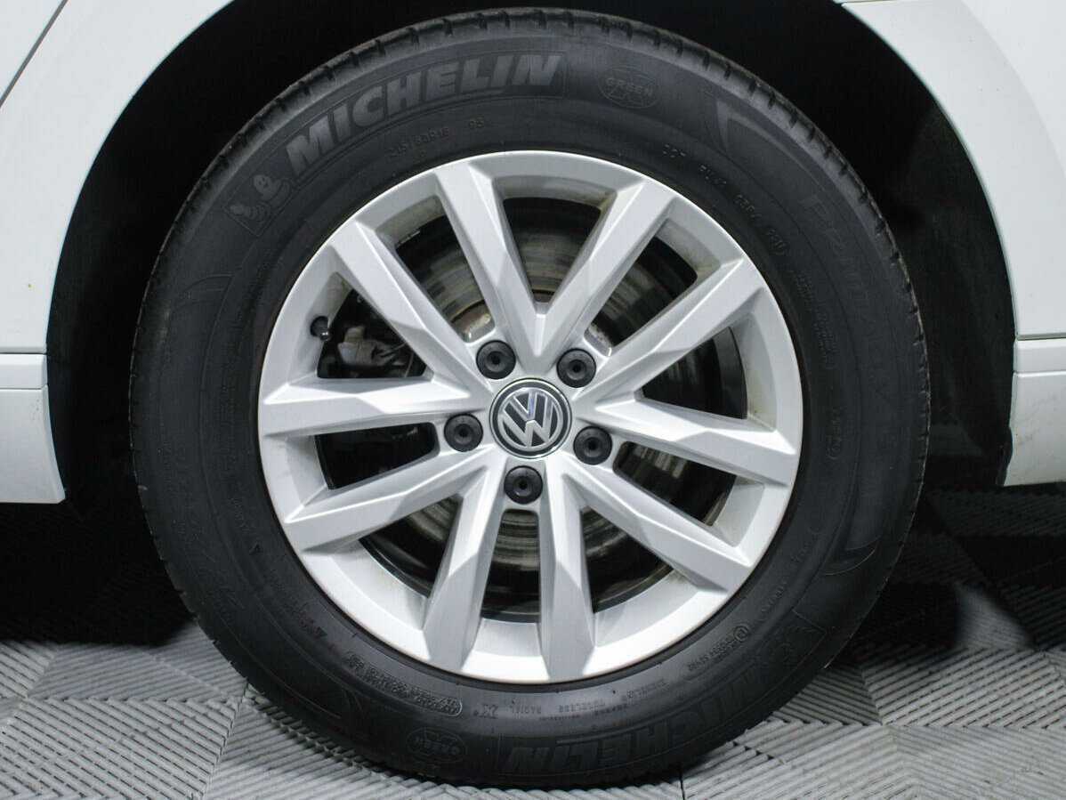 Фольксваген Пассат б/у, 2018, Роботизированная. Фото: #19