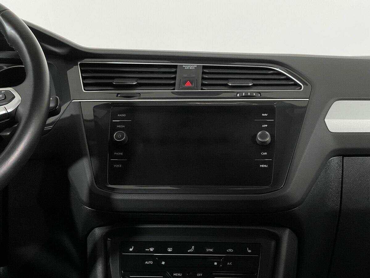 Volkswagen Tiguan б/у, 2021, Роботизированная. Фото: #11