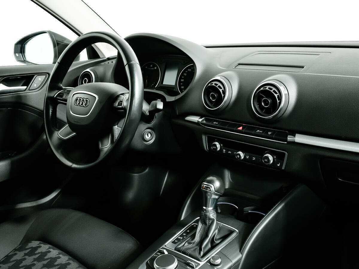 Audi A3 б/у, 2016, Роботизированная. Фото: #8