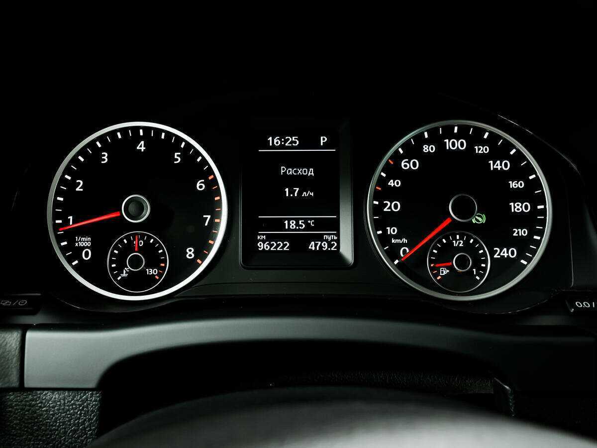 Фольксваген Тигуан б/у, 2016, Автоматическая. Фото: #9