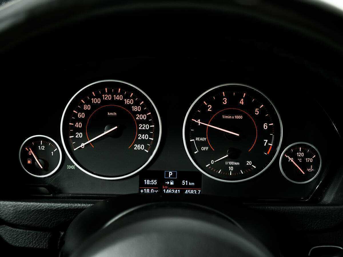 BMW 3 серии б/у, 2016, Автоматическая. Фото: #9