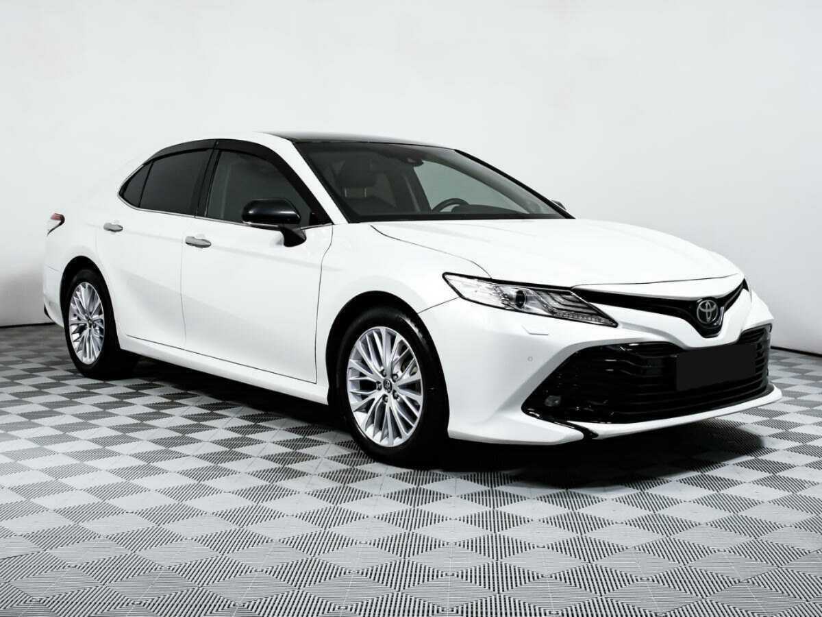 Toyota Camry б/у, 2019, Автоматическая. Фото: #2