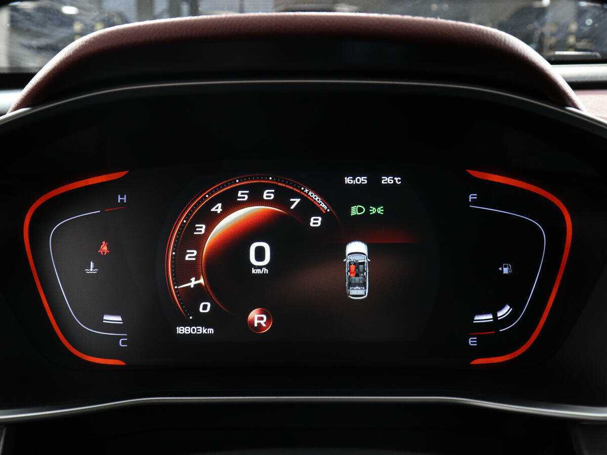 Geely Coolray б/у, 2023, Роботизированная. Фото: #10