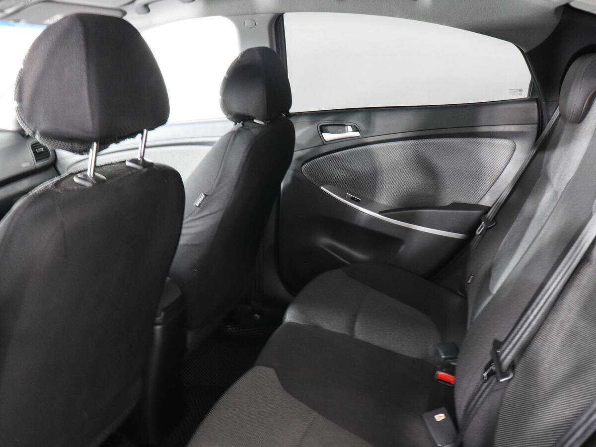 Hyundai Solaris б/у, 2013, Автоматическая. Фото: #11