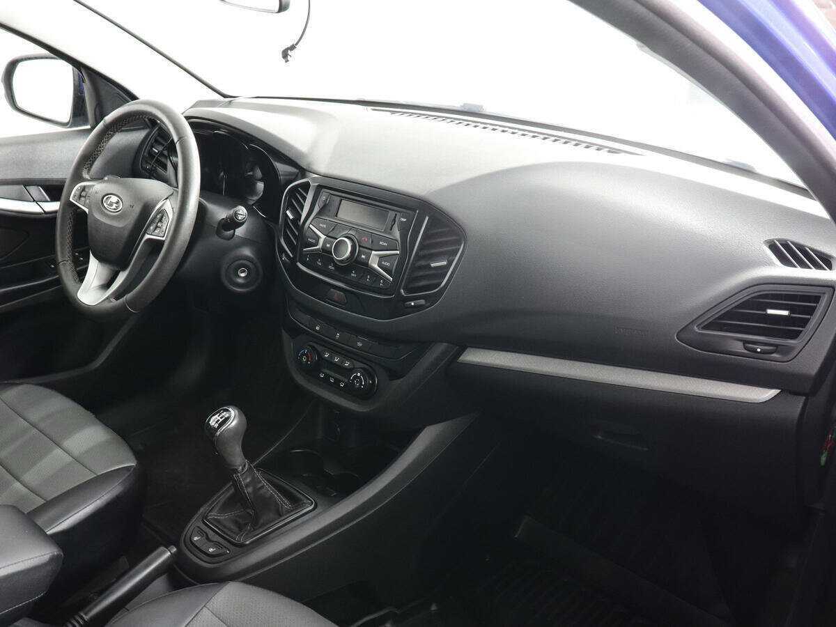 Lada (ВАЗ) Vesta б/у, 2021, Механическая. Фото: #9