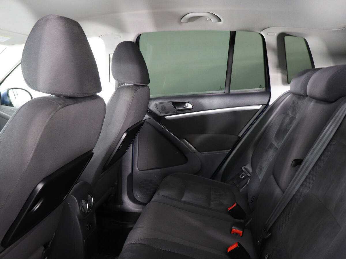 Volkswagen Tiguan б/у, 2012, Автоматическая. Фото: #12