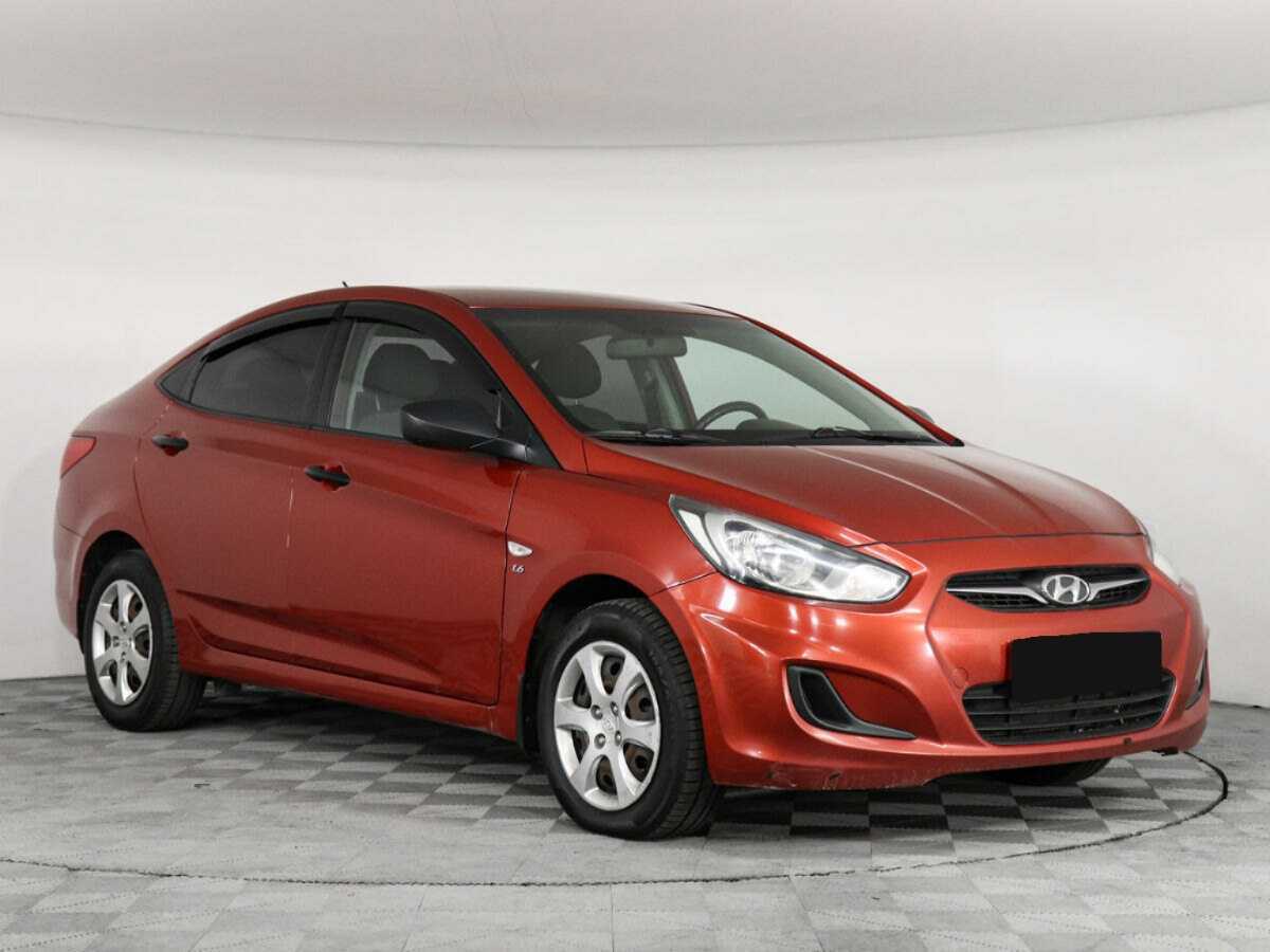 Hyundai Solaris б/у, 2013, Автоматическая. Фото: #1