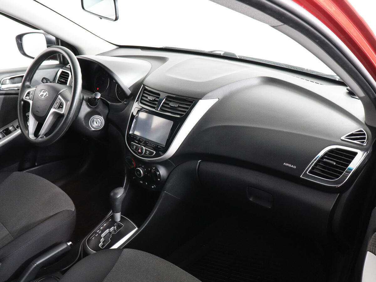 Hyundai Solaris б/у, 2013, Автоматическая. Фото: #5