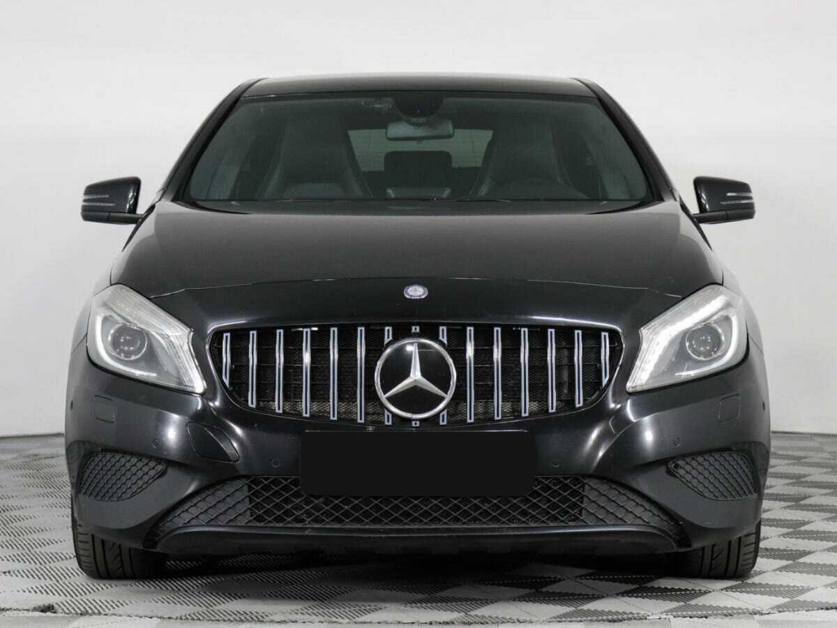 Mercedes-Benz A-Класс б/у, 2013, Роботизированная. Фото: #1