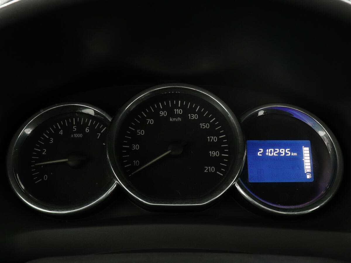 Renault Logan б/у, 2014, Механическая. Фото: #6