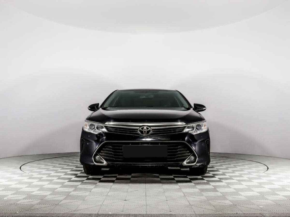Toyota Camry б/у, 2015, Автоматическая. Фото: #1