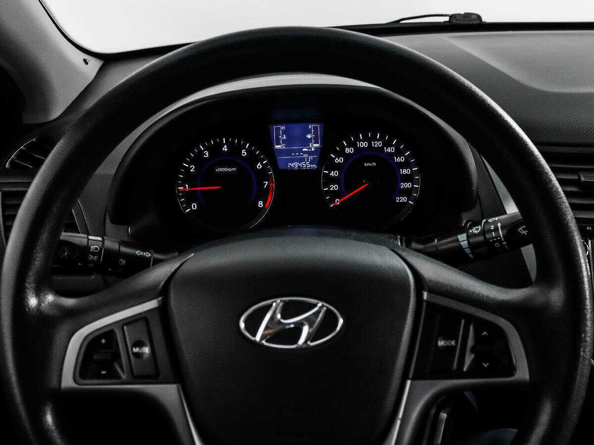 Hyundai Solaris б/у, 2014, Механическая. Фото: #14