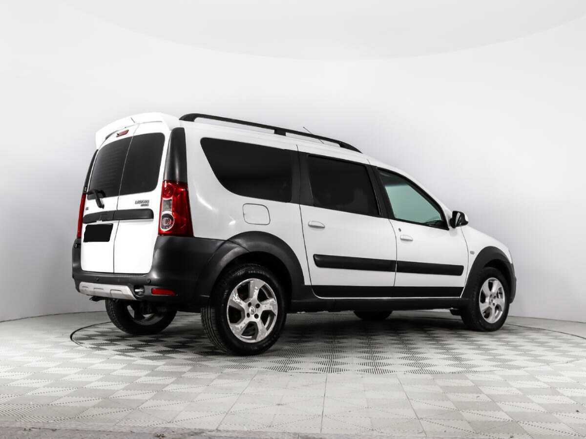 Лада (ВАЗ) Ларгус б/у, 2015, Механическая. Фото: #4