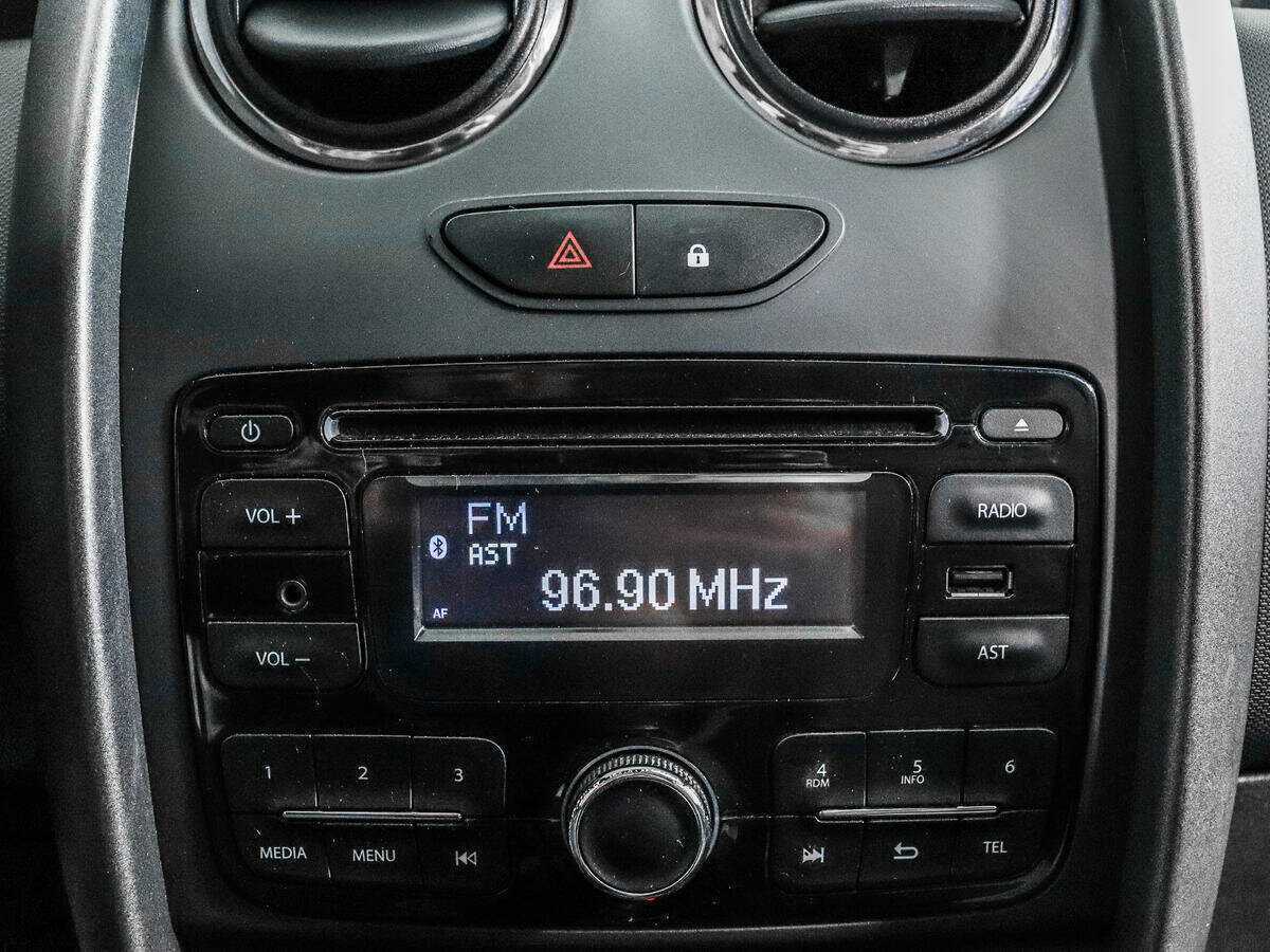 Renault Duster б/у, 2016, Механическая. Фото: #12