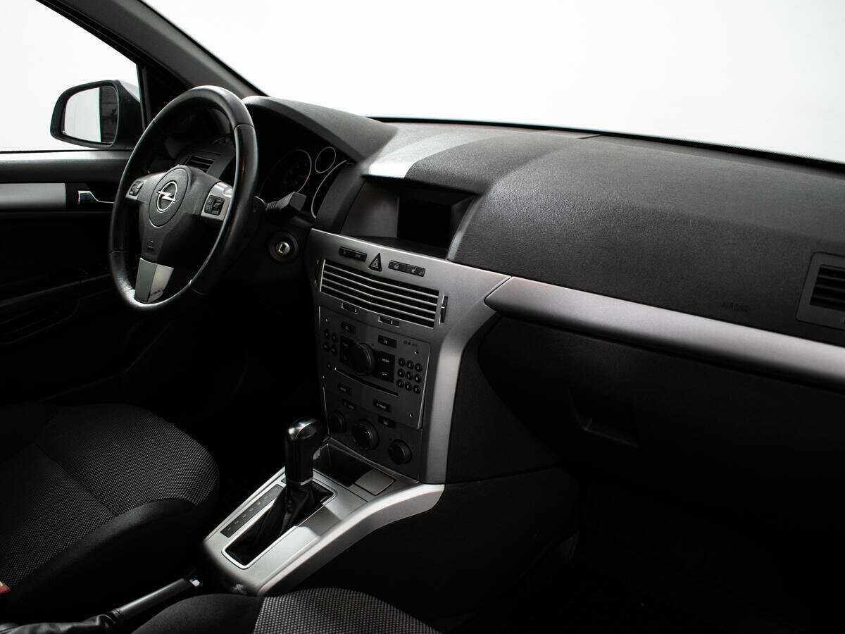 Opel Astra б/у, 2014, Автоматическая. Фото: #8