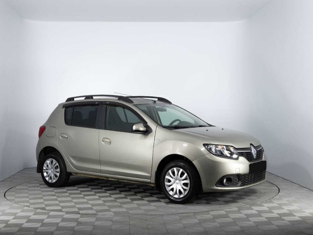 Renault Sandero б/у, 2015, Механическая. Фото: #2