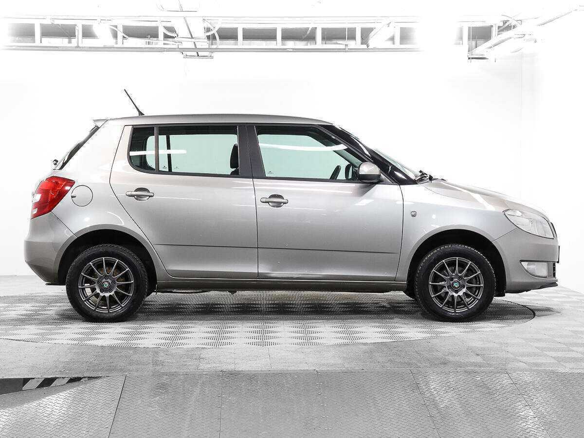 Skoda Fabia б/у, 2012, Автоматическая. Фото: #3