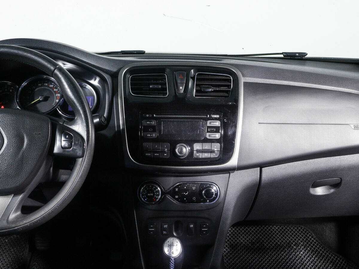 Рено Сандеро б/у, 2015, Механическая. Фото: #10