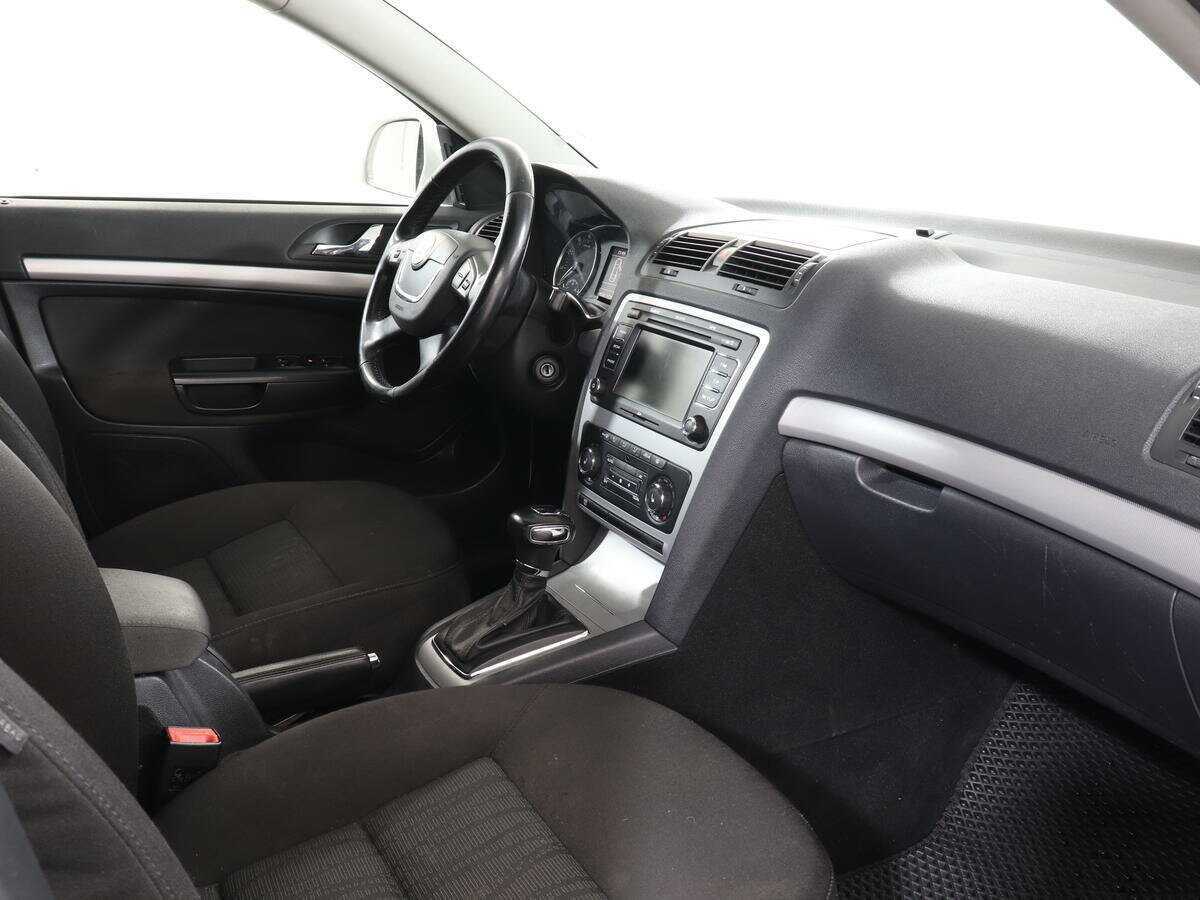 Skoda Octavia б/у, 2013, Автоматическая. Фото: #8