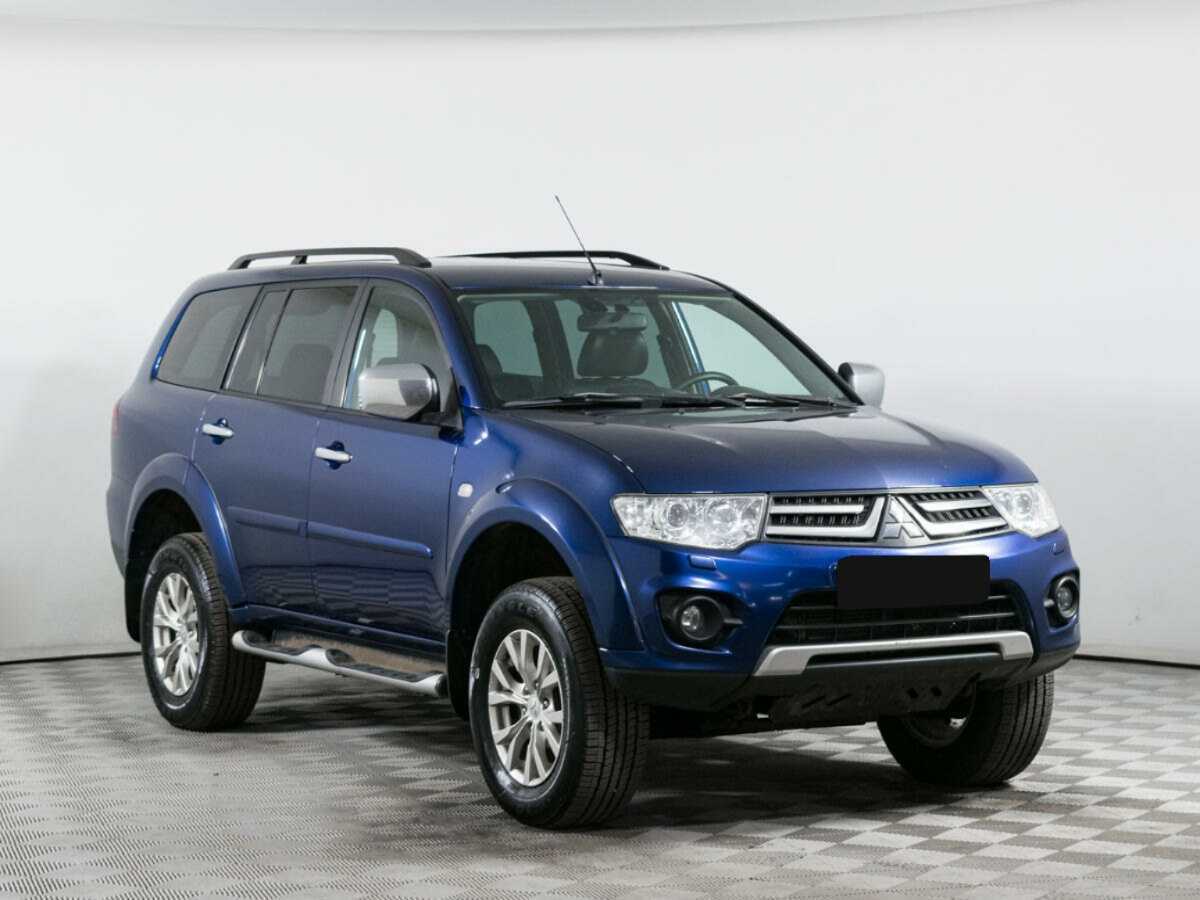 Mitsubishi Pajero Sport б/у, 2013, Автоматическая. Фото: #2