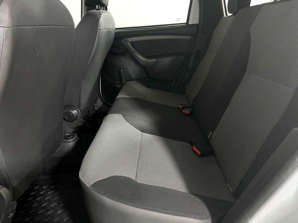 Renault Duster б/у, 2017, Механическая. Фото: #9