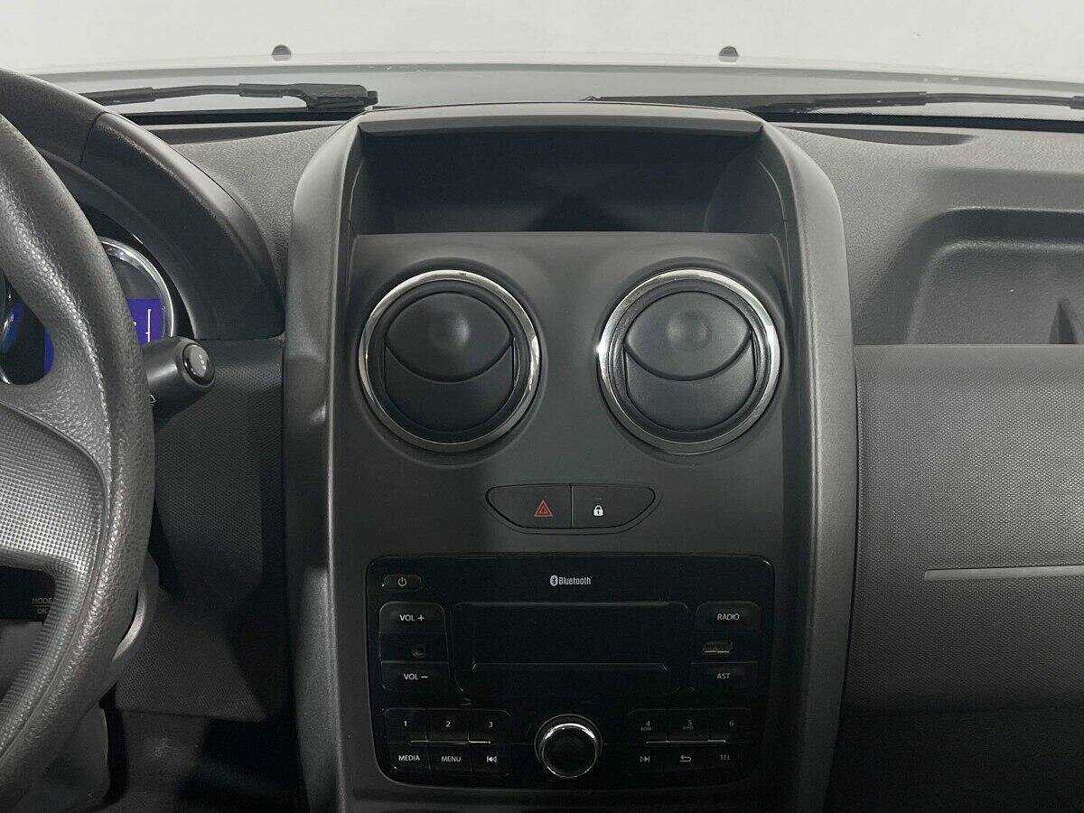 Renault Duster б/у, 2017, Механическая. Фото: #11