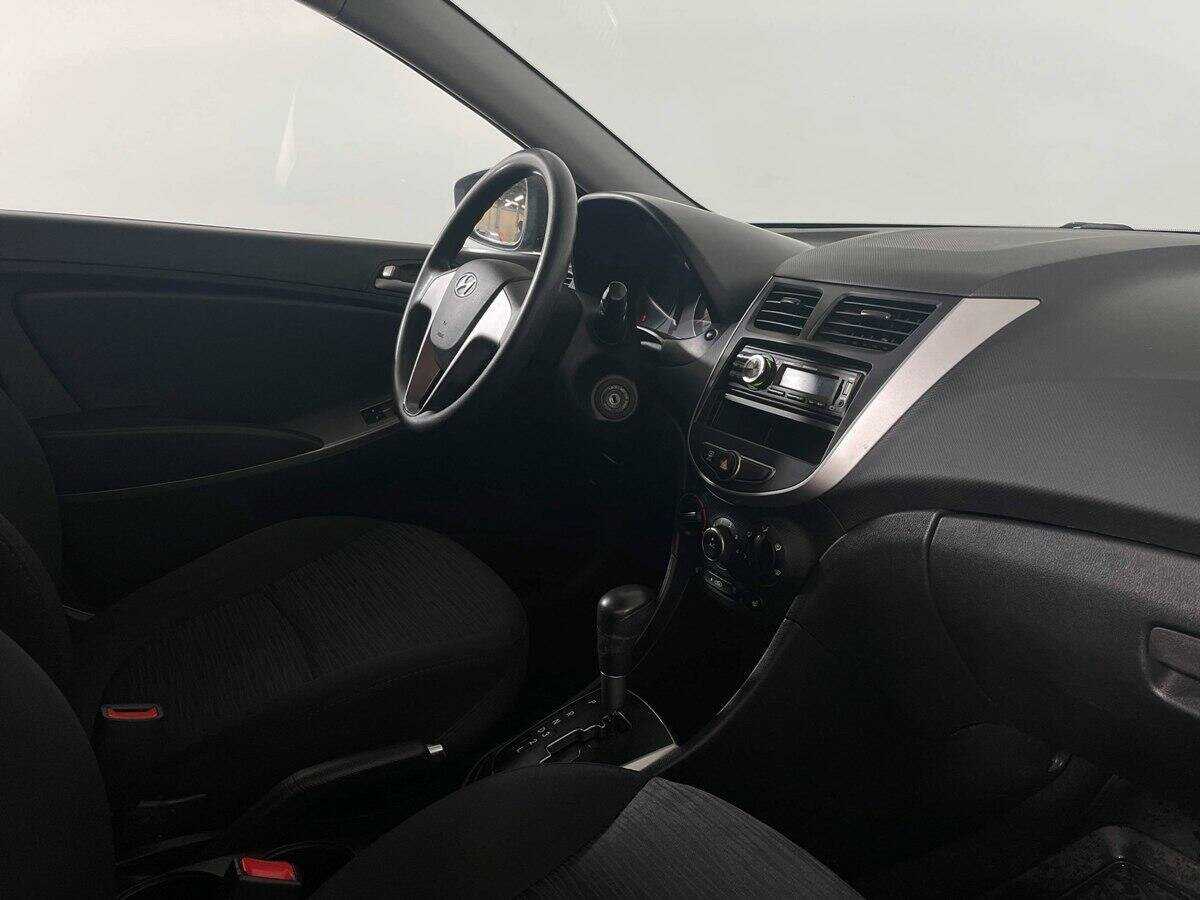 Hyundai Solaris б/у, 2016, Автоматическая. Фото: #8