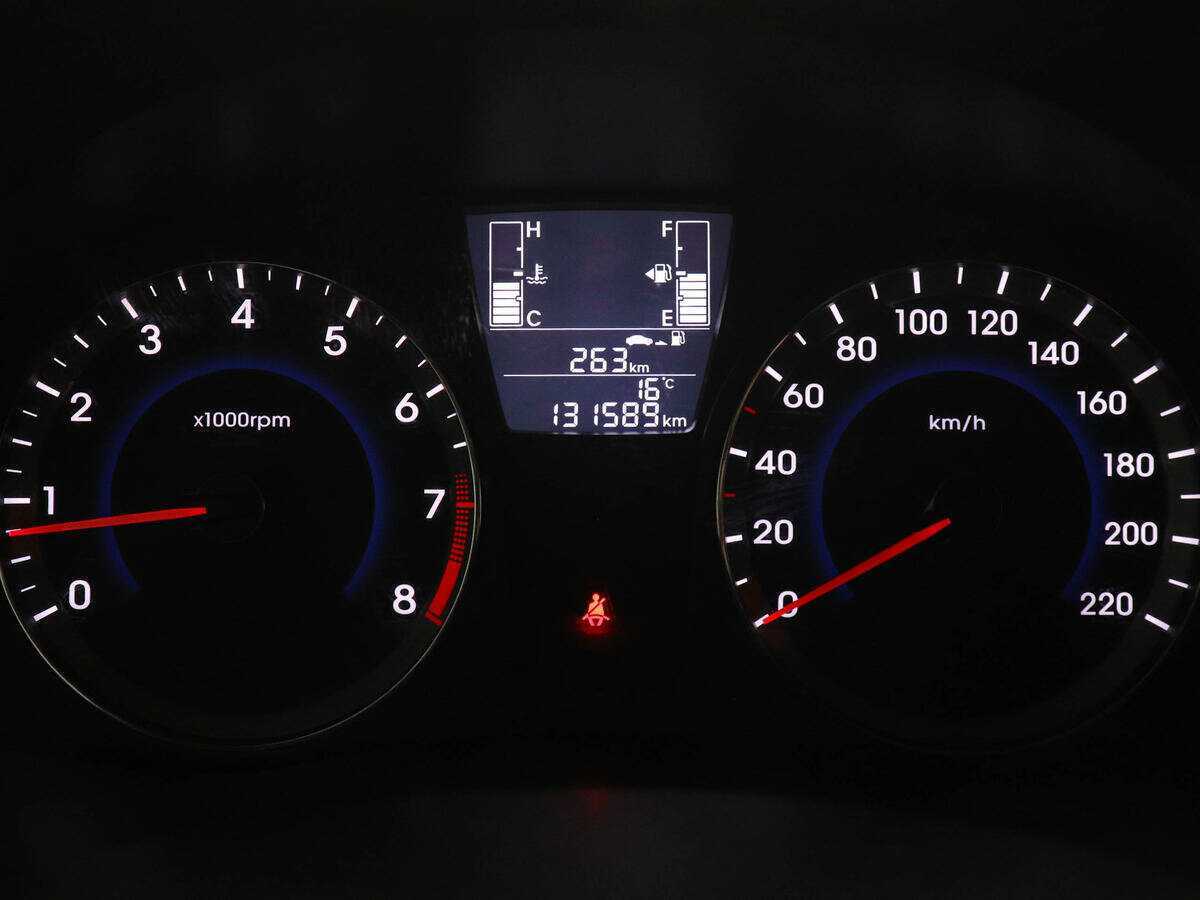 Hyundai Solaris б/у, 2016, Механическая. Фото: #10