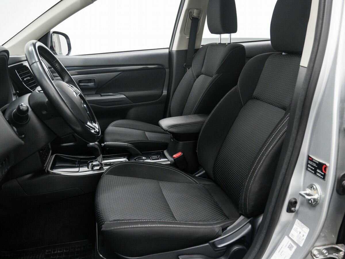 Mitsubishi Outlander б/у, 2019, Вариатор. Фото: #14