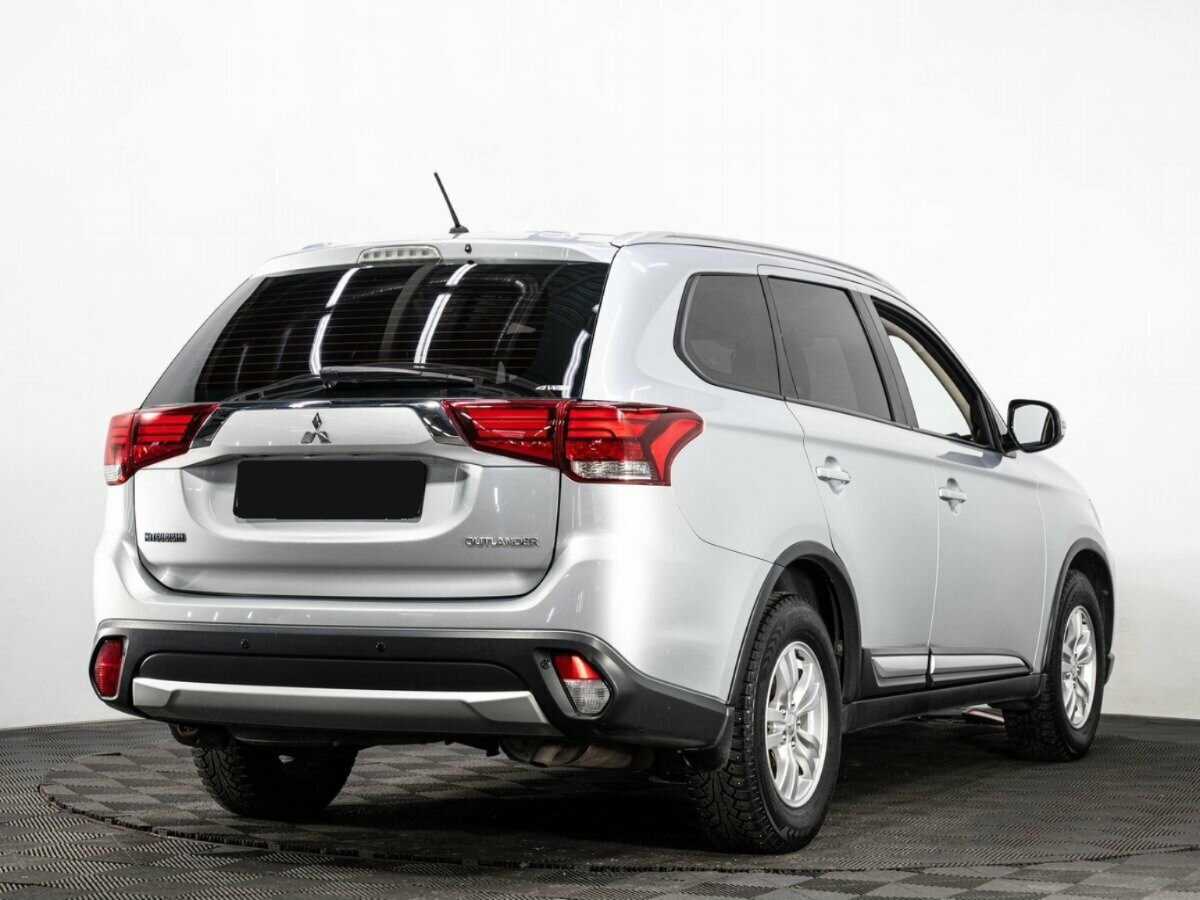 Mitsubishi Outlander б/у, 2016, Вариатор. Фото: #3