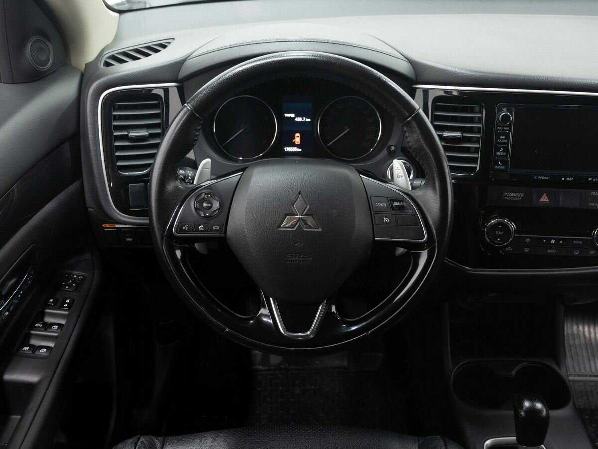 Mitsubishi Outlander б/у, 2016, Вариатор. Фото: #15