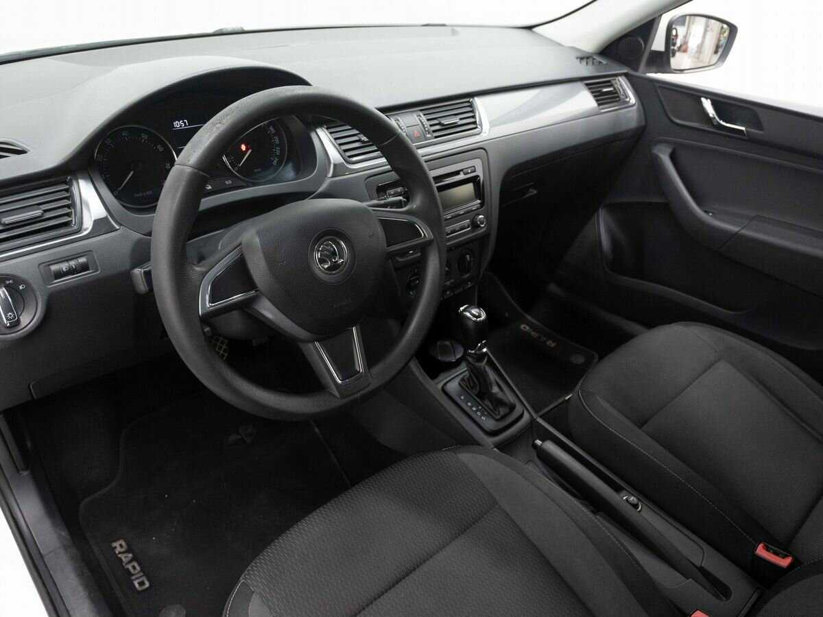 Шкода Рапид б/у, 2015, Автоматическая. Фото: #6