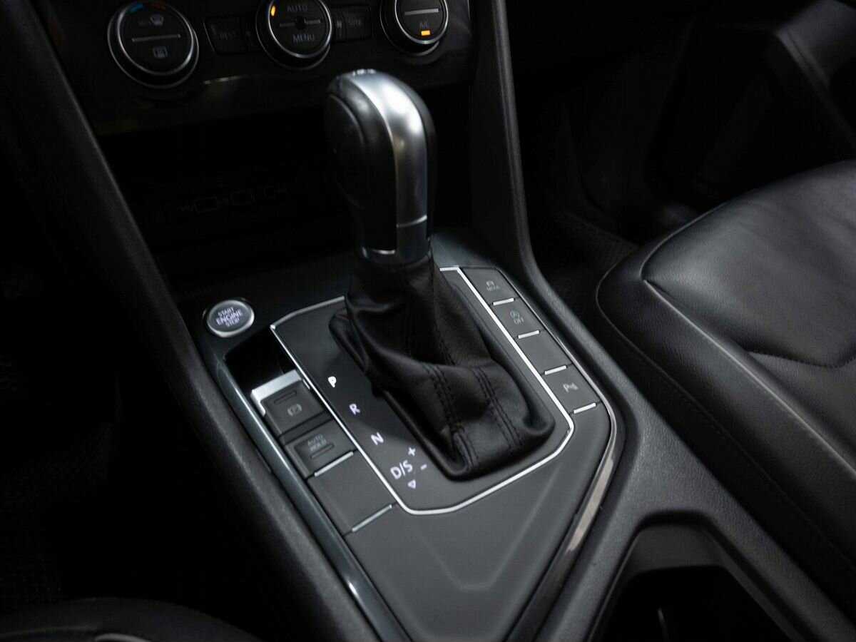 Фольксваген Тигуан б/у, 2018, Роботизированная. Фото: #21