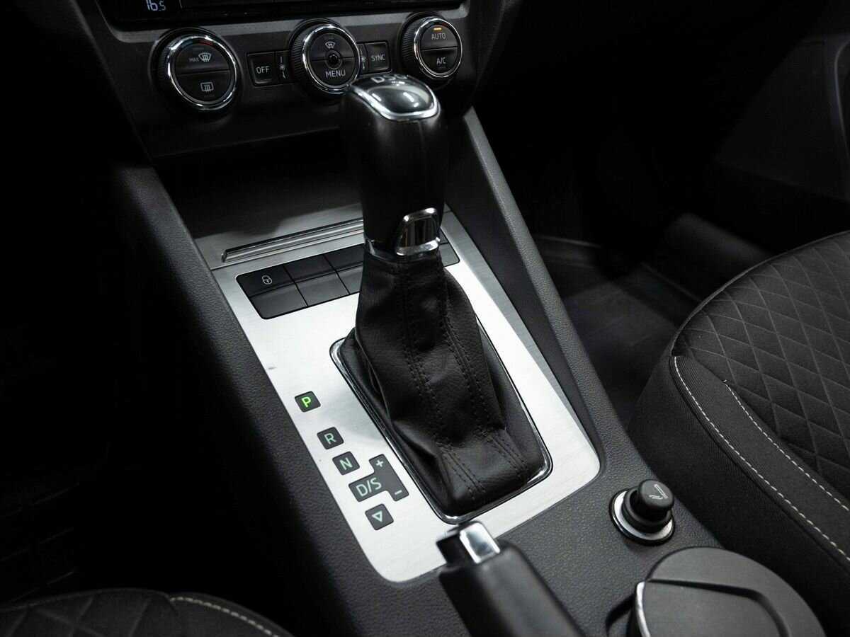 Шкода Октавия б/у, 2016, Роботизированная. Фото: #22