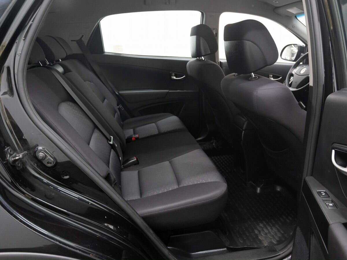 Сан-Ён Актион б/у, 2013, Автоматическая. Фото: #11