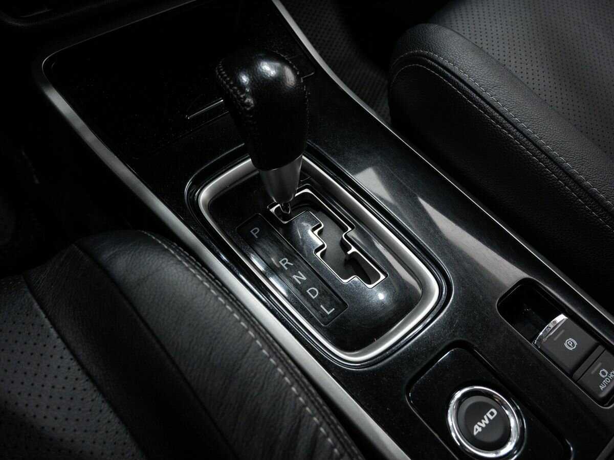 Mitsubishi Outlander б/у, 2017, Вариатор. Фото: #16