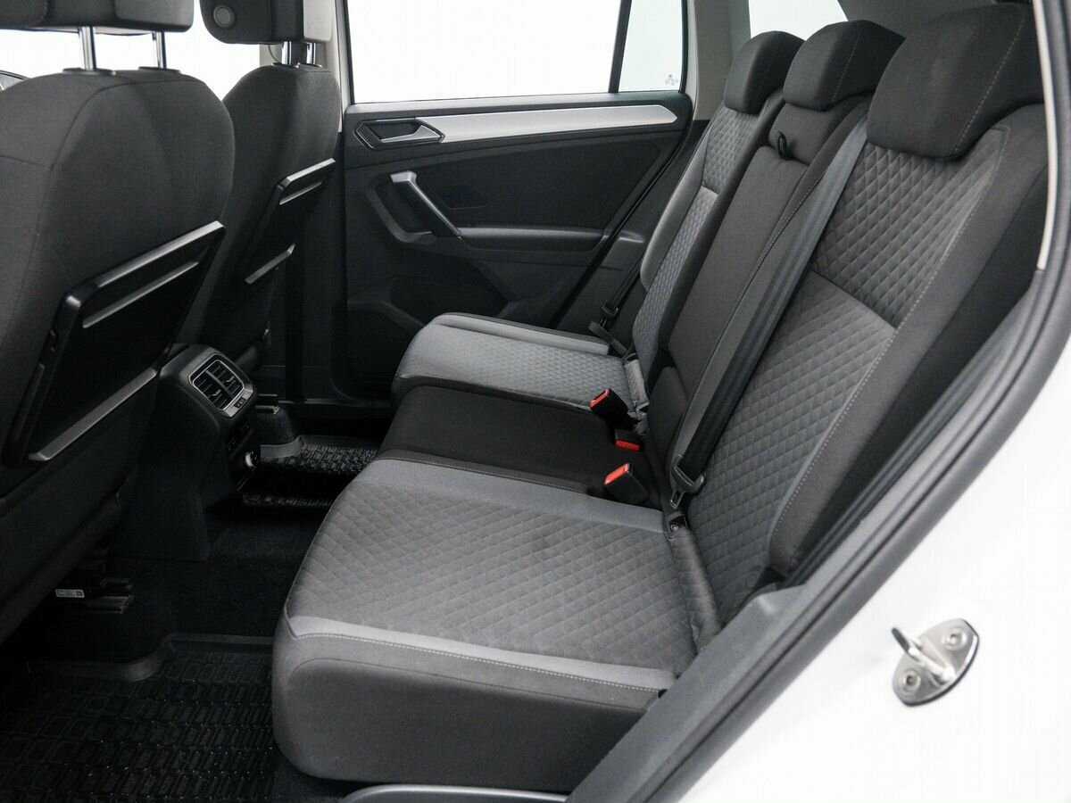 Фольксваген Тигуан б/у, 2017, Роботизированная. Фото: #12